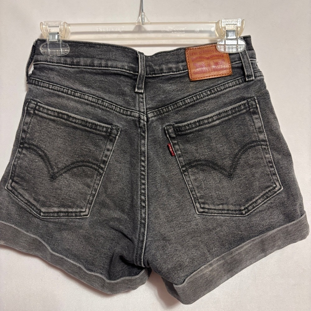 Levi's Denim Wedgie Fit Jean Shorts Womens 26 Washed Black High Rise Button Fly - Picture 2 of 11